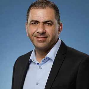 רני צים